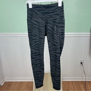 Zebra Old Navy High Rise Leggings